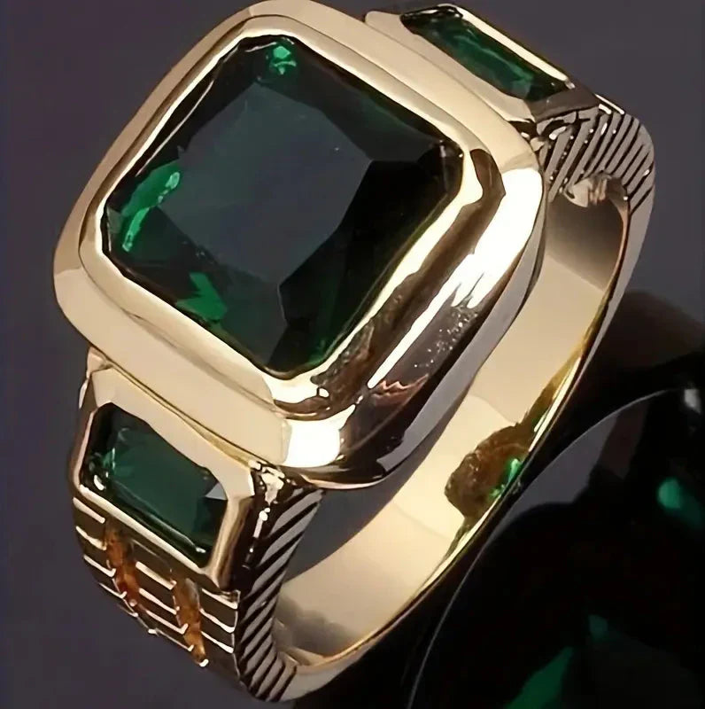 Bague chevalière en or avec émeraude