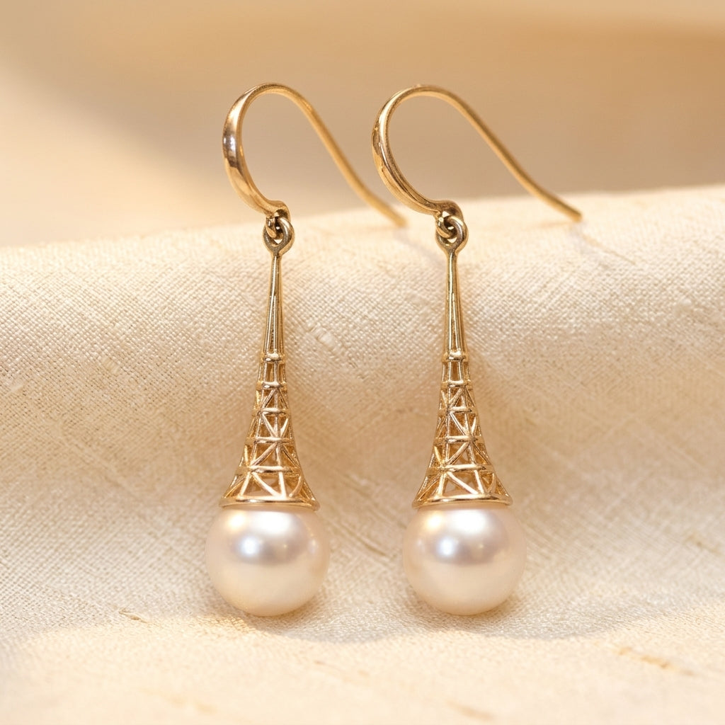 Boucles d'oreilles pendantes en filigrane doré et perles