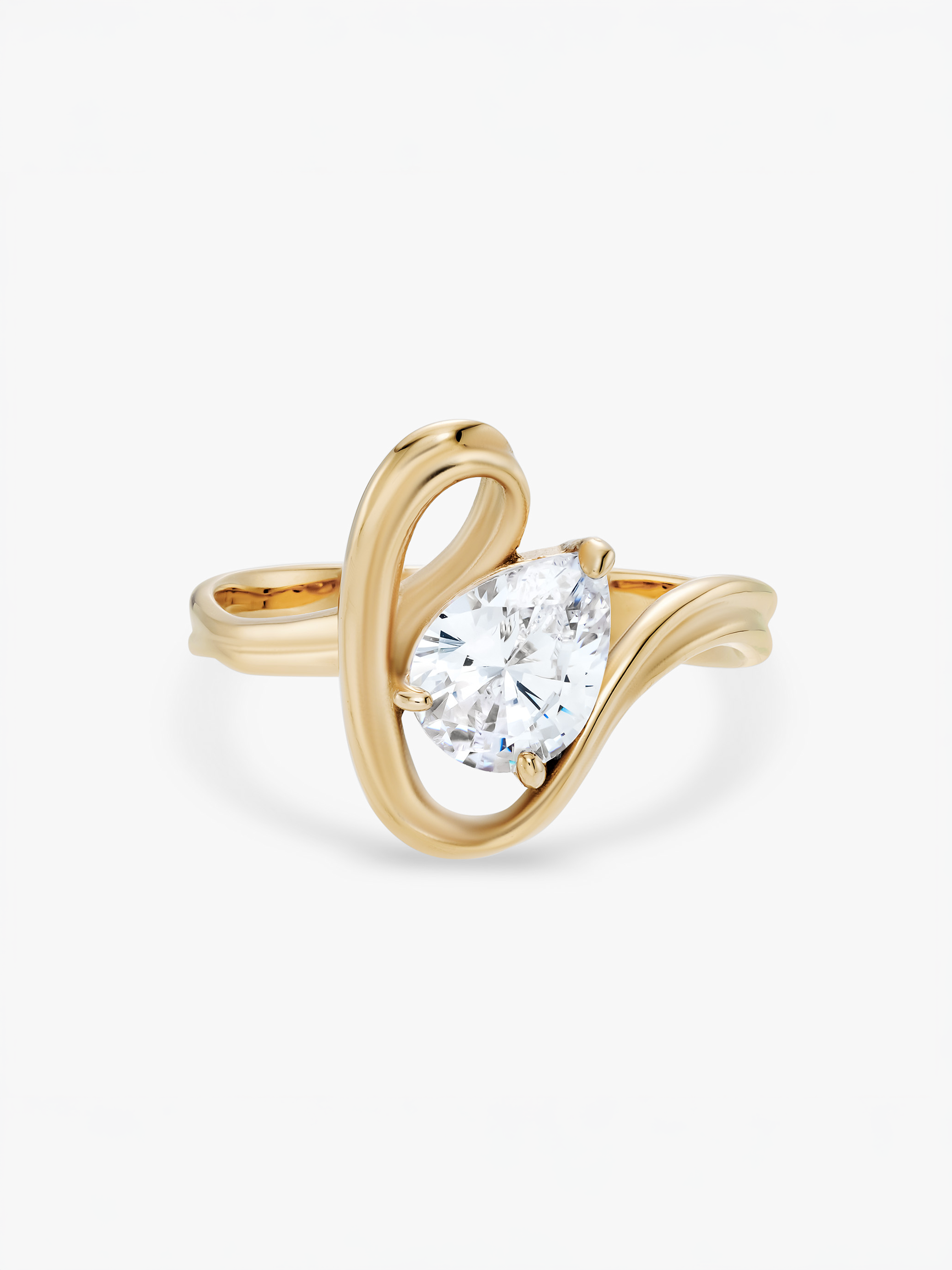 Leonie Ring