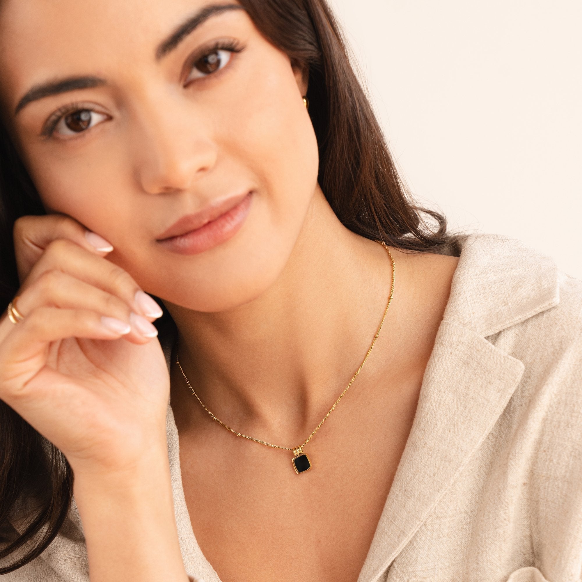 Collier élégant à double couche