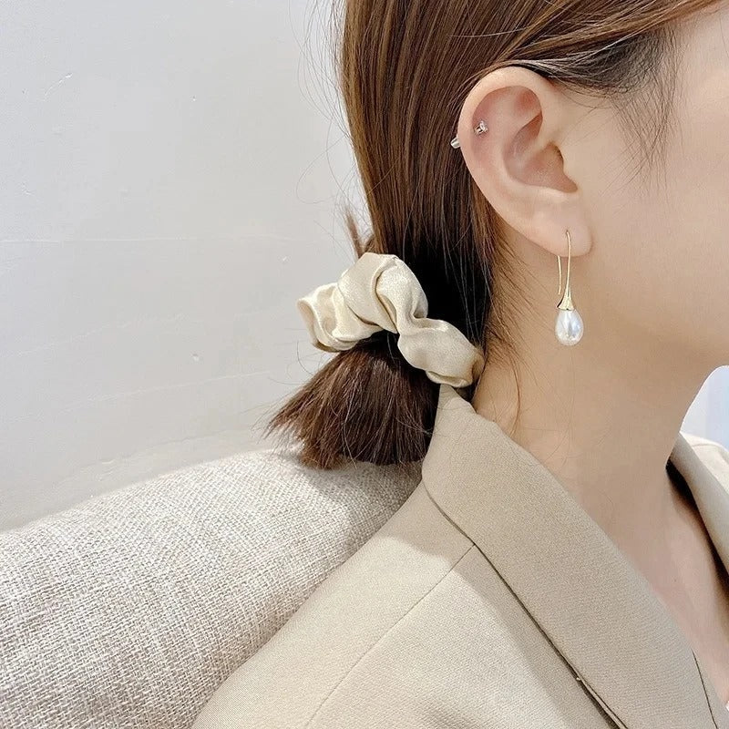 Boucles d’oreilles Helena classiques avec perles