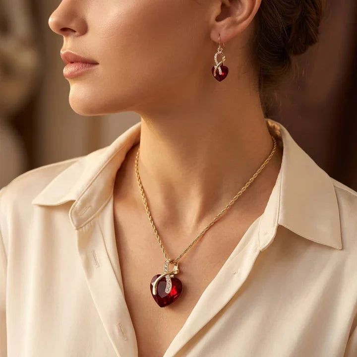 Ensemble de bijoux cœur torsadé rubis en or
