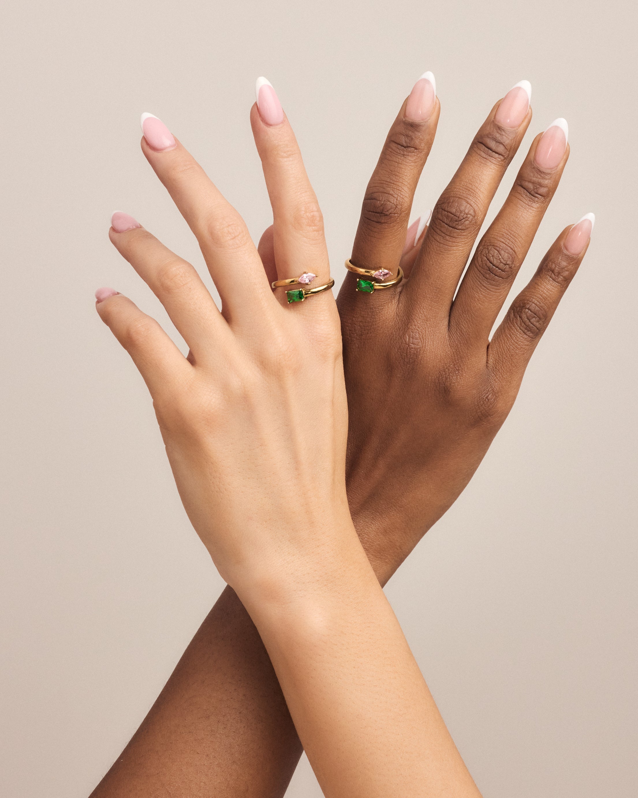 Ari Birthstone Ring