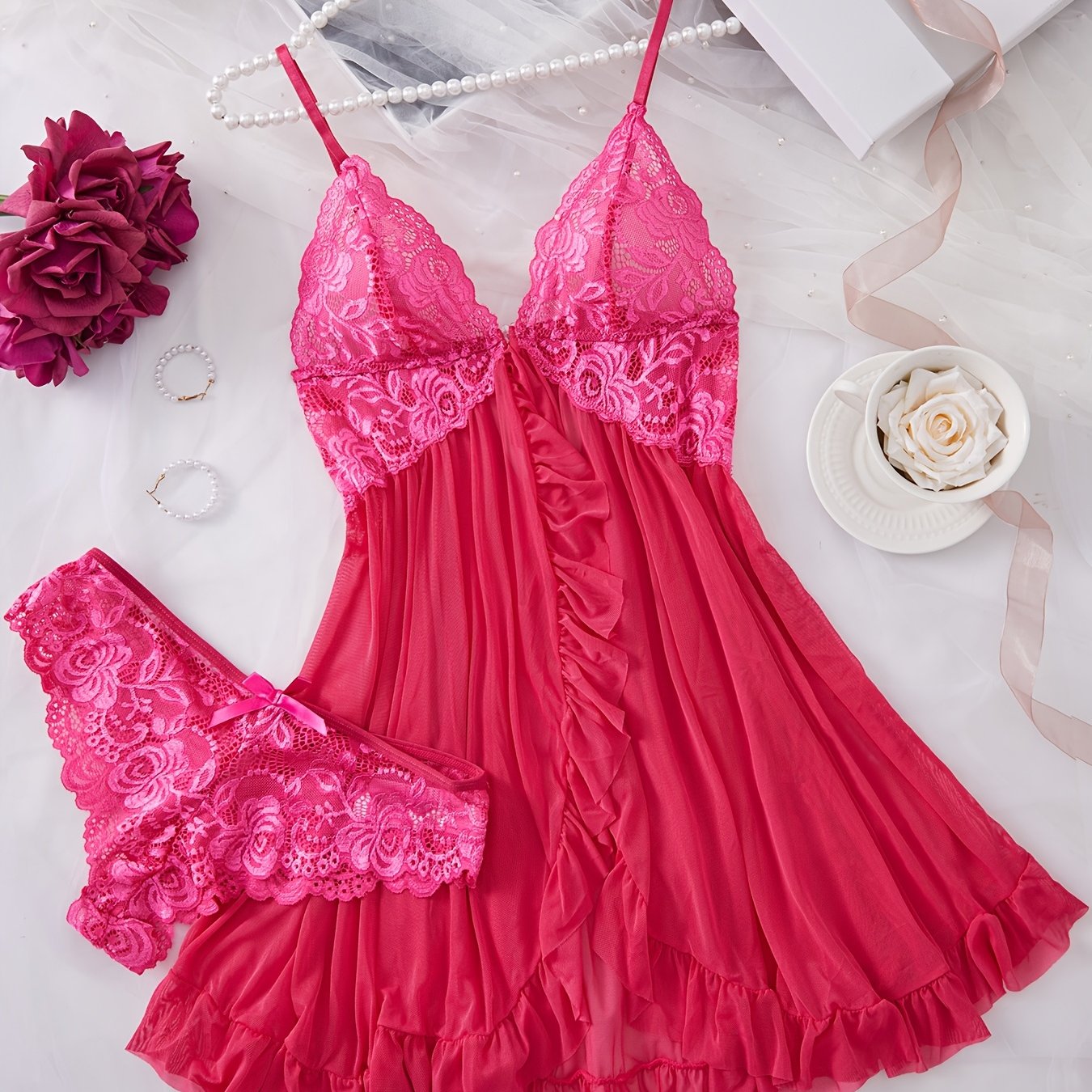 Lucia – Set con chemise in pizzo con spacco frontale e sottoveste