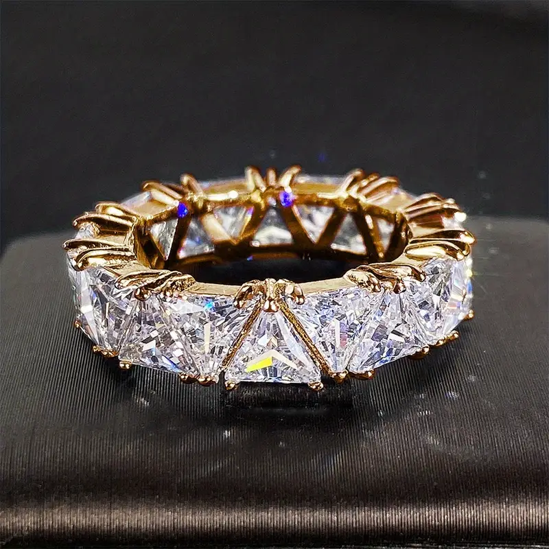Gold Inlay Crystal Gold Ring with Sparkling Crystal Inlay