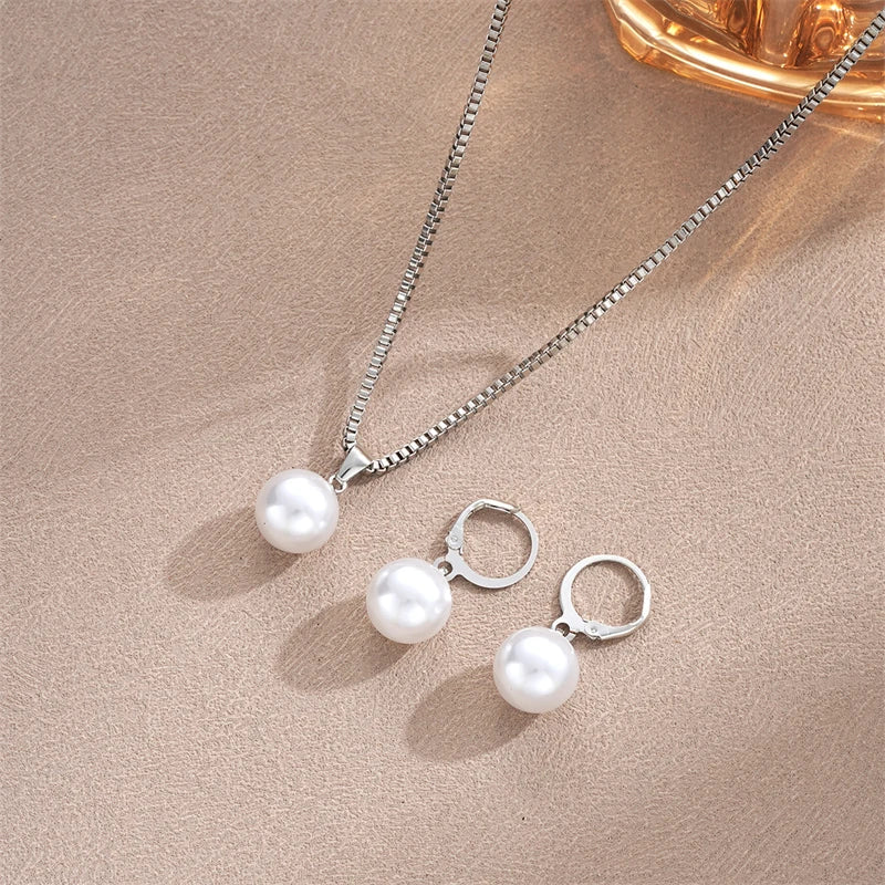 Ensemble élégant de perles d’imitation