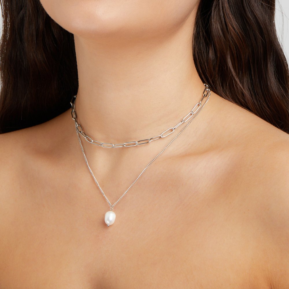 Collier élégant avec pendentif en perle pendante