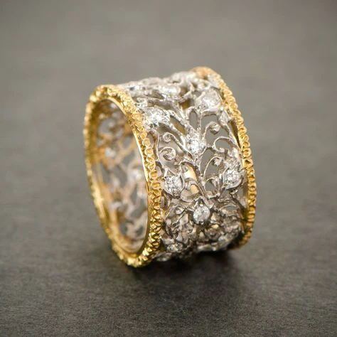 Bague à bande ornée en argent et or