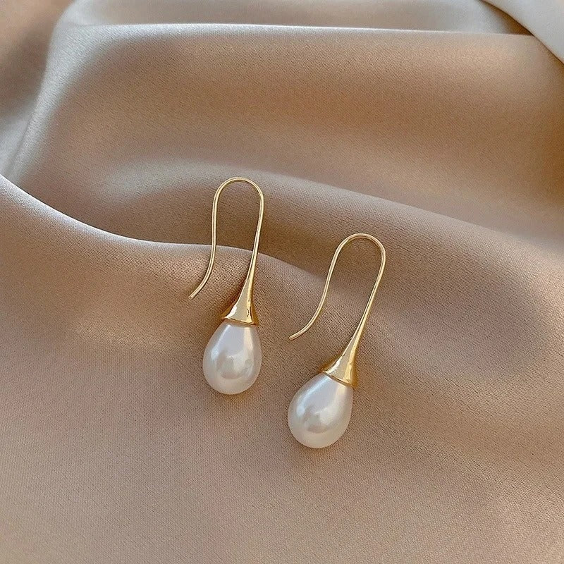 Boucles d’oreilles Helena classiques avec perles